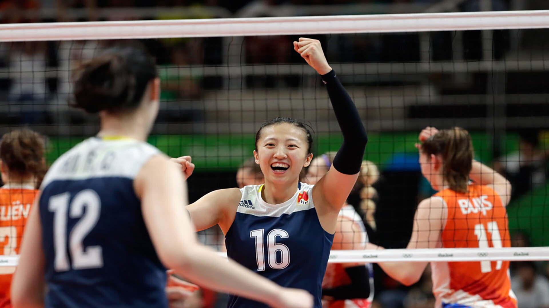 女子拳击中国小将逆转夺冠，中国女子拳击夺金点